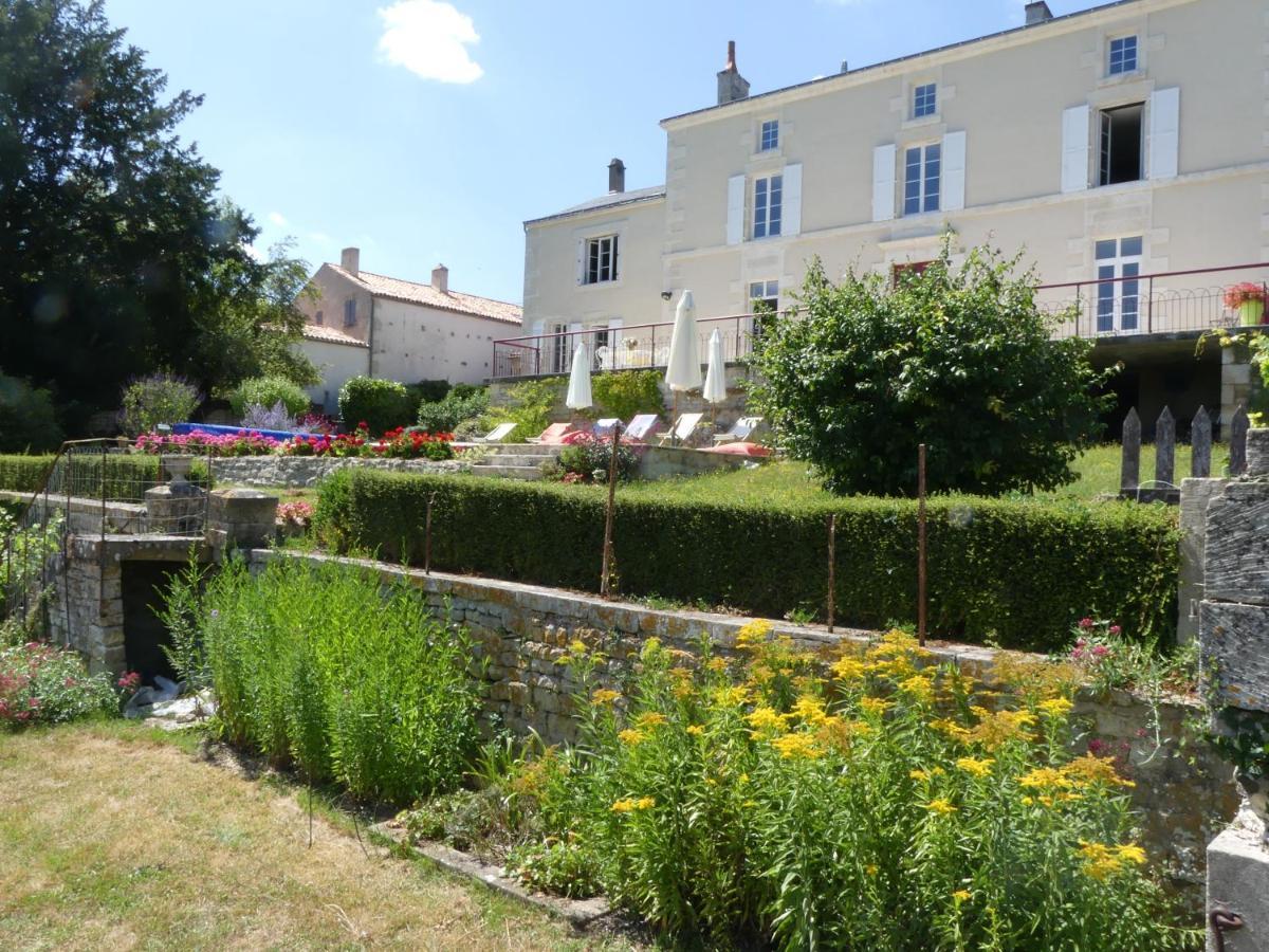 Les Jardins De Xanton Hotel Exterior photo